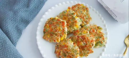 懒人版蔬菜鸡肉饼,早餐来一份,精神一整天,营养美味,简单易学