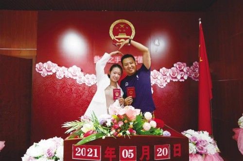 老人|百对金婚老人5.20举行“集体婚礼”