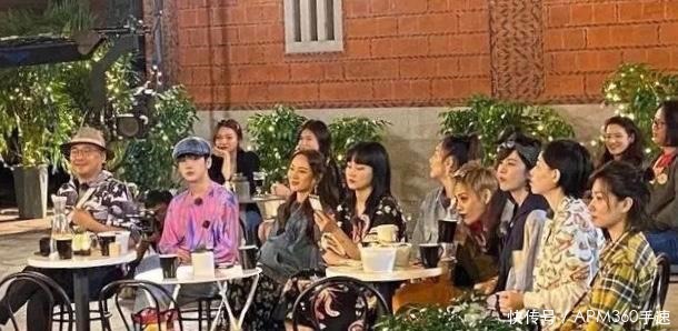 《姐姐》全员团综剑拔弩张,黄龄为界气氛骤变,宁静万茜王不见王