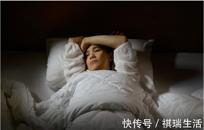 当归龙荟丸|入睡难是肝火扰心，容易醒是心脾两虚，对付失眠，用对方法很重要