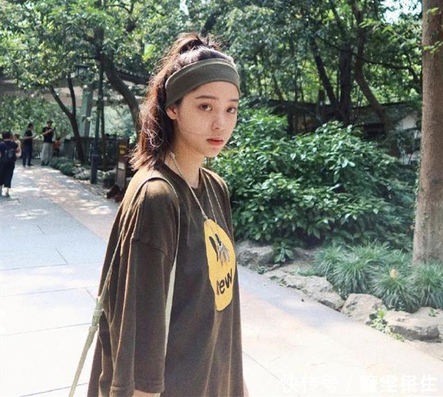 技巧|教你三招打造女神级别高马尾!第一种现在正流行,最后一种要技巧