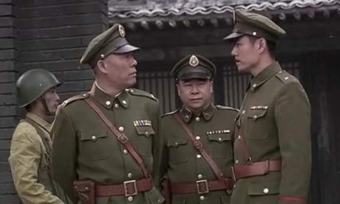 逃跑|国军兵团司令起义成开国上将,副司令带一个军逃跑,被俘后坐牢25年