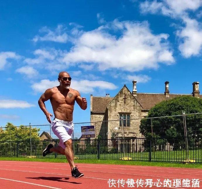 娇妻|中国版“龟仙人”64岁肌肉饱满,撩走小13岁娇妻,力量训练真香