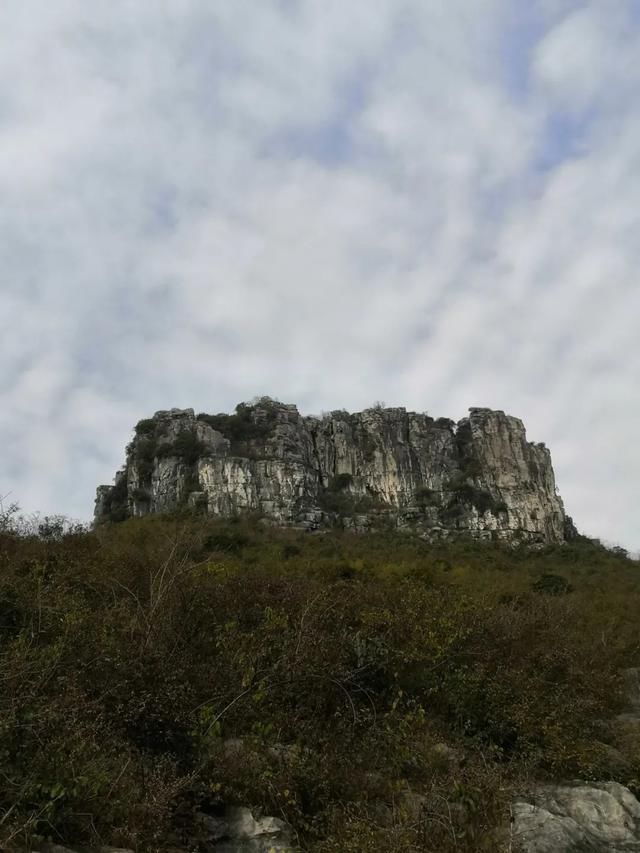 中年|往来临桂经常看到的这座山终于被人揭开了“面纱”！它是……