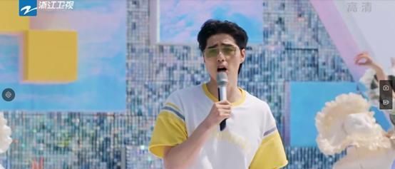 杯子|《奔跑吧》看完阿云嘎的表现,网友直言让他好好唱歌,别参加综艺