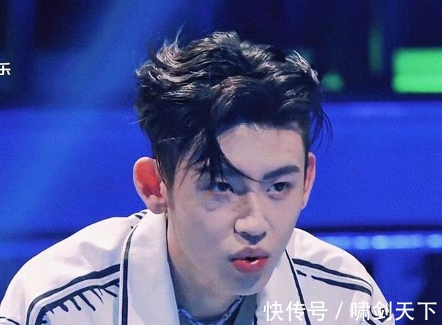 艾熱|《說唱聽我的》謎一樣的制作人陣容,閃亮的參賽選手