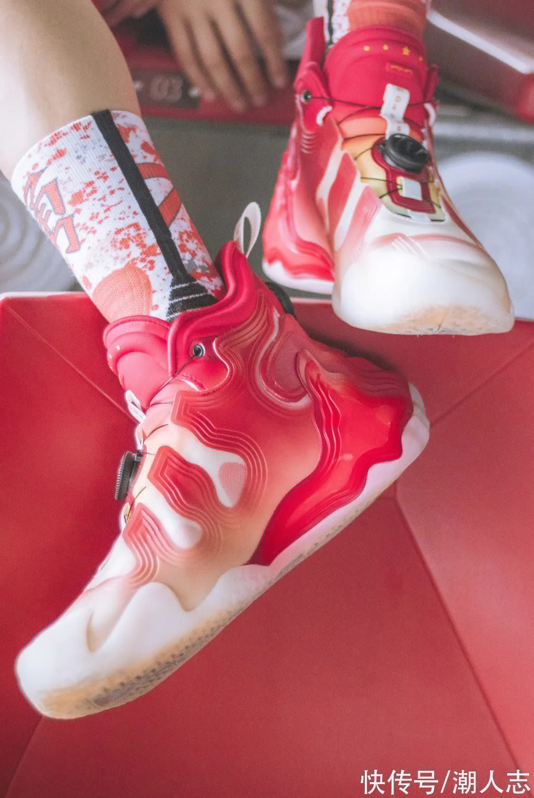 鞋型 国庆球鞋推荐!不穿AJ和Yeezy,这7款「中国风」球鞋照样很酷