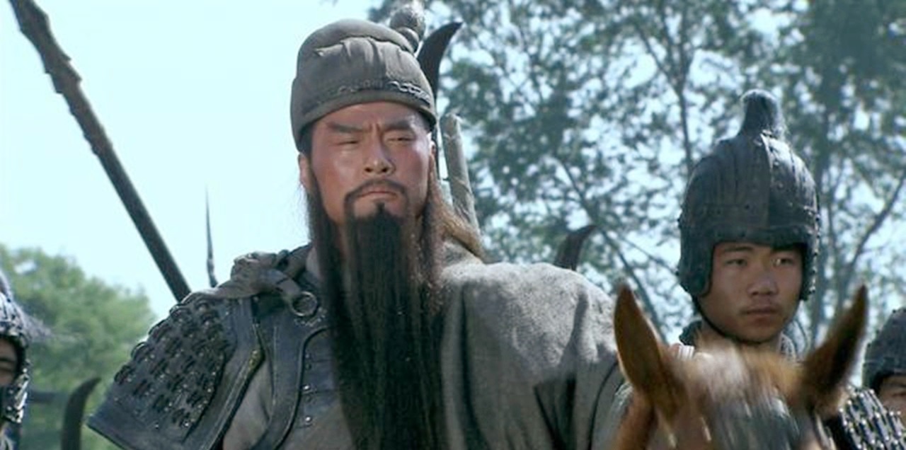 登场|三国演义真相,蜀汉三杰初登场,刘备24岁,关羽25岁,张飞20岁