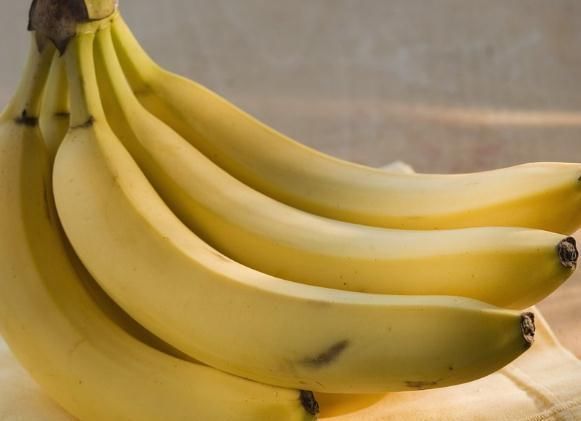 肌肉痉挛|香蕉和此物一起吃,睡眠好了,血压降了,肚子平了,皮肤更细腻