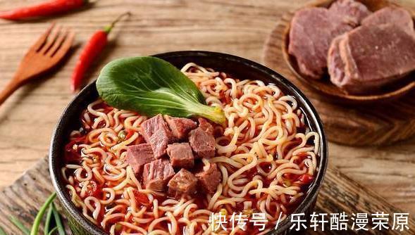 高热|减脂期间,这几种早餐最好别碰,高糖高热高脂肪,不懂的人太亏了