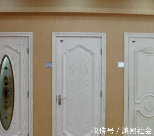 装修|家里装修工人这样给你安装木门，别验收先，赶紧让他返工