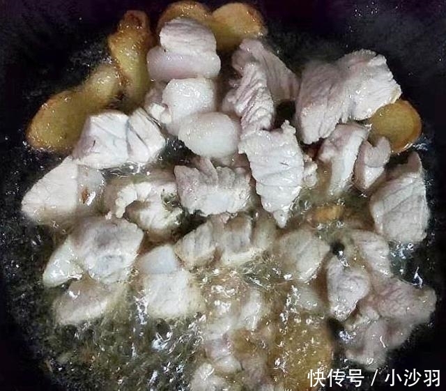 雌激素|天然“黄体酮”被找到,女人常吃,养颜抗衰,40岁仍是少女脸