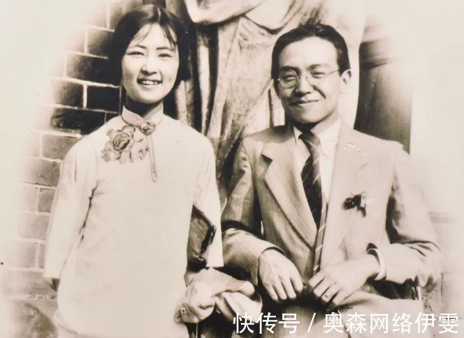 墓碑@徐志摩坠机去世后,陆小曼拒领尸体,墓碑前35级台阶暗指什么?