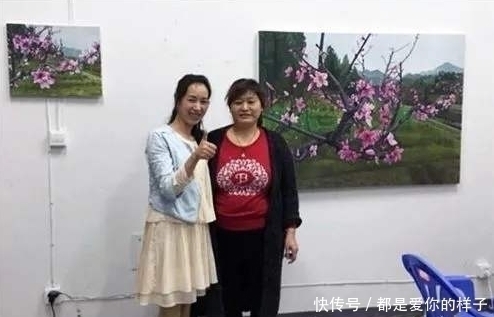 画作&大妈临摹大师画作,以假乱真,一副画卖200元,专家却说亵渎艺术