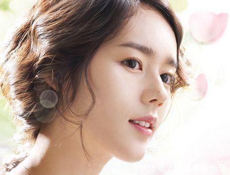 女生这4个地方有“美人痣”,颜值一般都会很高,点掉反而会变丑