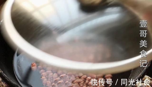 白萝卜怎么做最好吃，大厨教你，加1碗花生米，开胃下饭又解馋