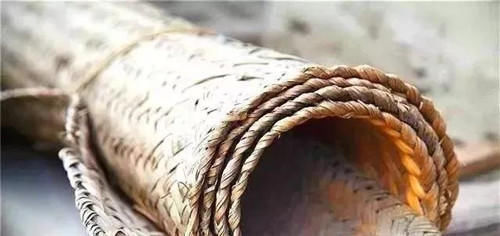 浙江省博物馆@明朝一清官,死后裹席下葬,300年后墓中挖出107件珍宝,价值10亿