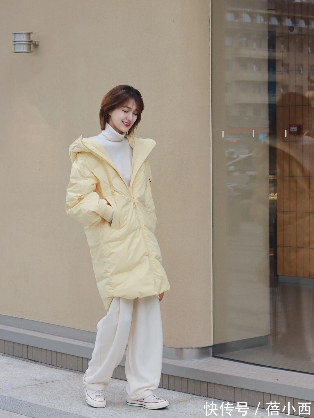 纯白色|秋冬还是穿“羽绒服”保暖又洋气,搭配公式和技巧,都帮你总结了