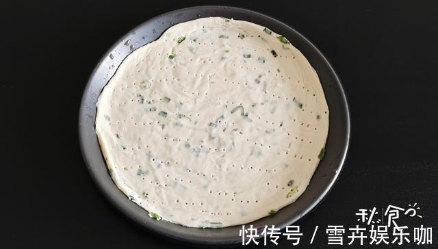 速冻手抓饼|用手抓饼做披萨好吃吗？我做了1盘，拉丝、又多层，吃起来真过瘾