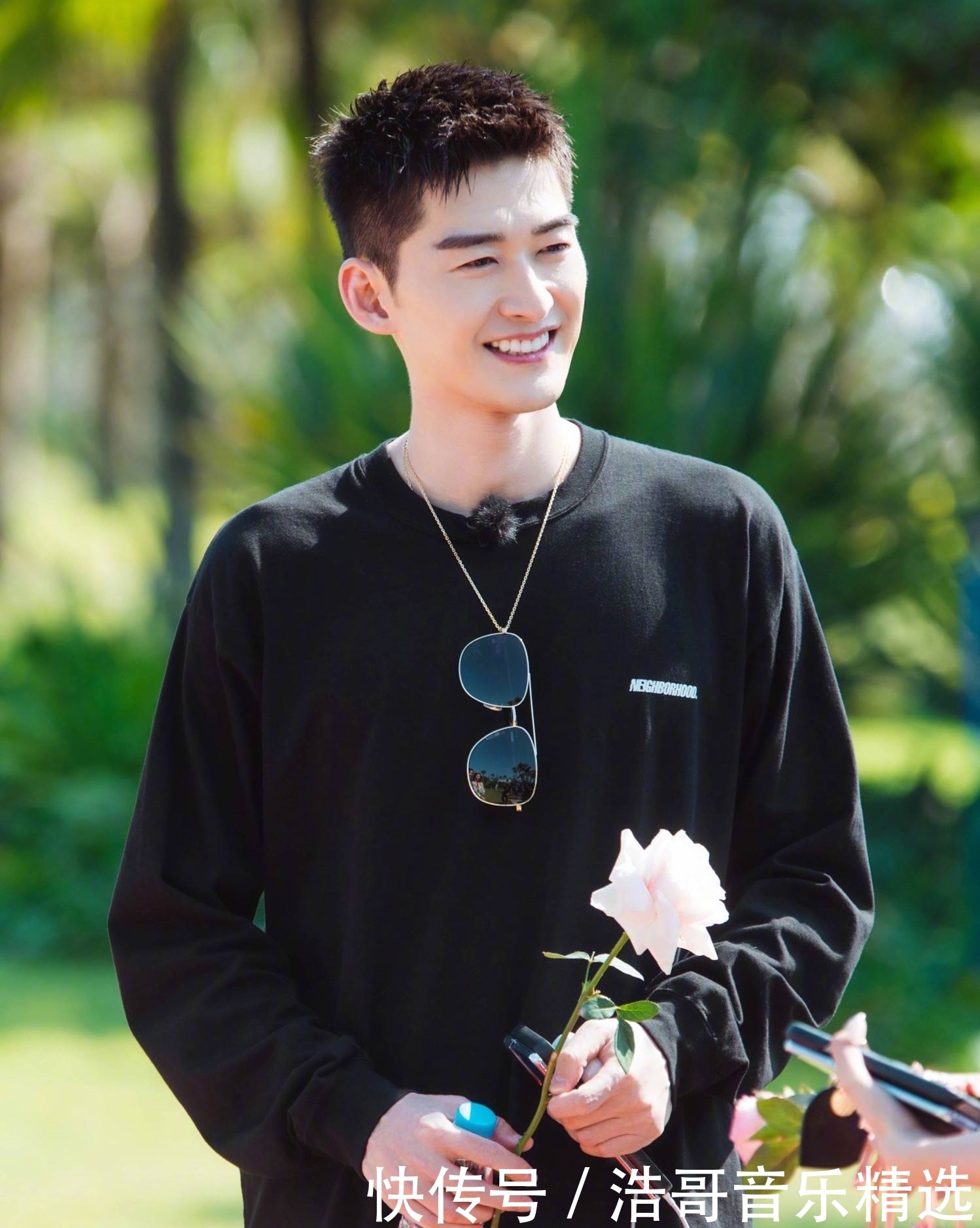 口碑|看了宋丹丹“尴尬社交”才知道，她口碑翻车不冤