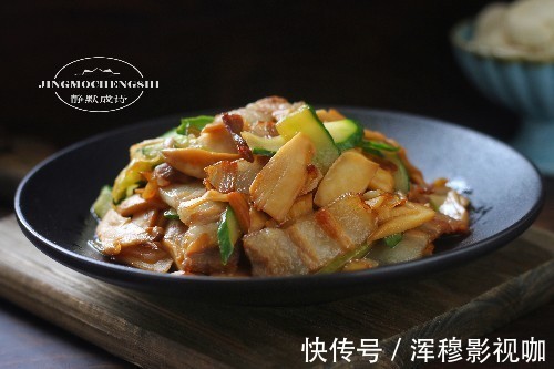 比肉香的杏鲍菇炒法,不爱吃蔬菜的孩子也抢着吃,搭配是关键