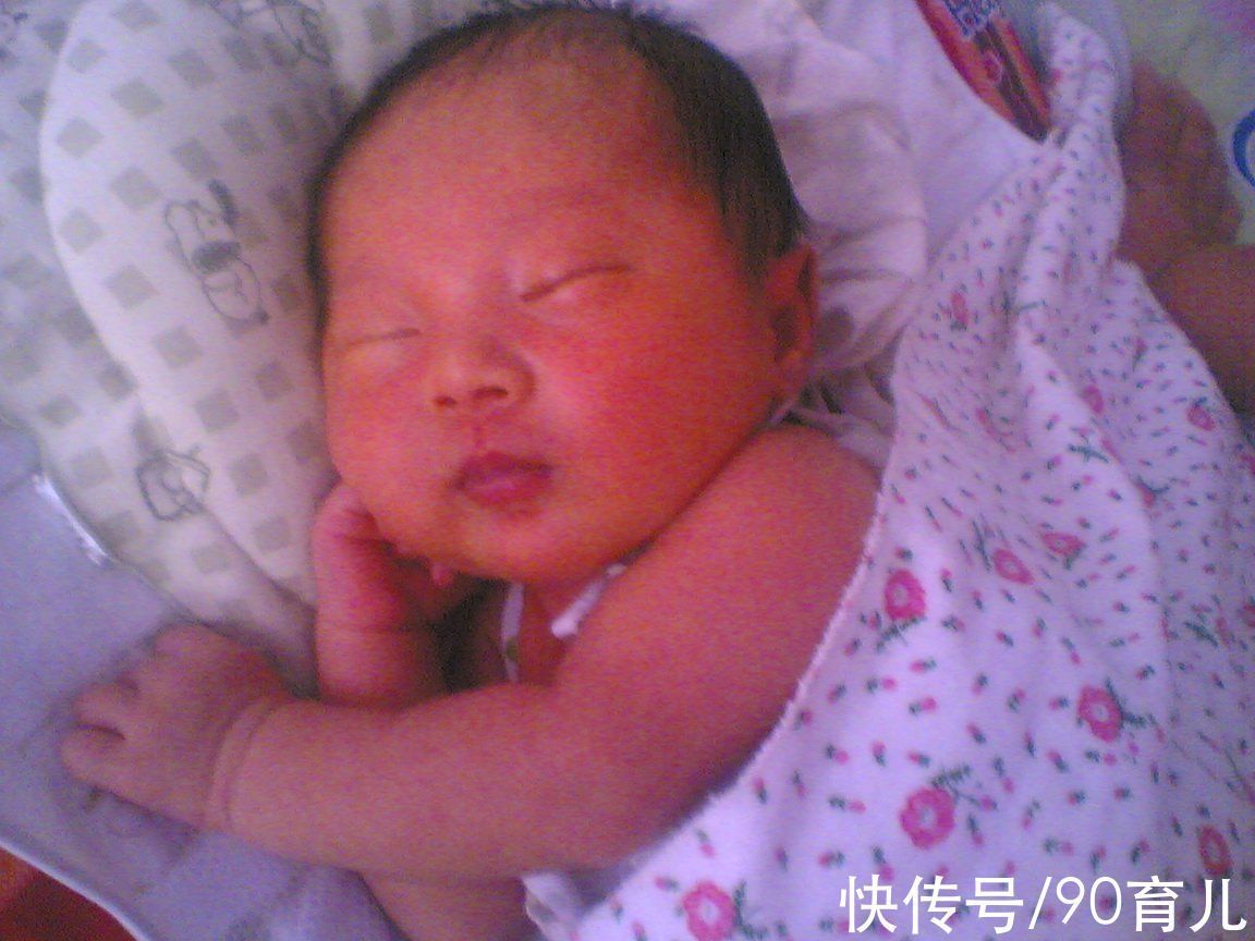 妈妈|产妇坐月子期间,新生儿基本都很乖,也很少哭闹,背后原因挺有趣