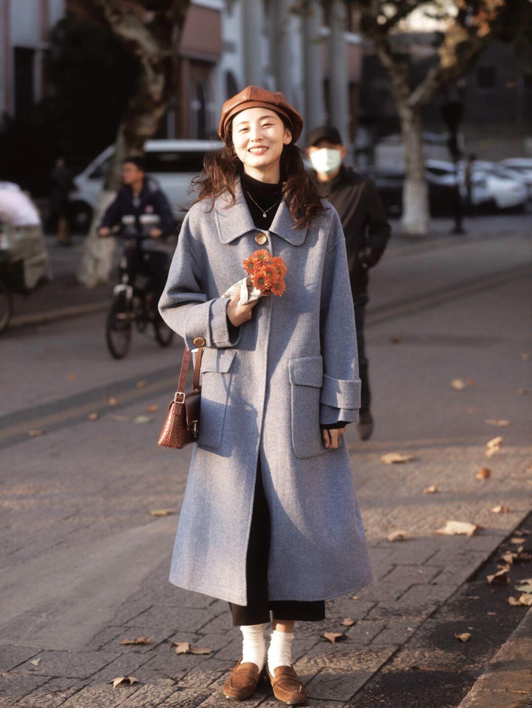 博主|普通人也能将大衣穿的很温柔,借鉴4个造型,轻松演绎高级感