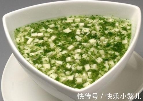 强身汤|持续下雨天气孩子打球计划只好取消,多喝强身汤,补钙强身