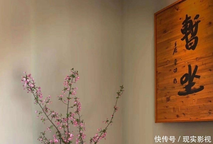 外国|《暂坐》:两民工跟着一外国女,说要口吃羊野食,女子的反应绝了