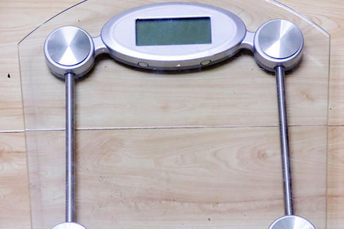 标准|50岁后女性是胖点好，还是瘦一点更健康？专家：有统一标准