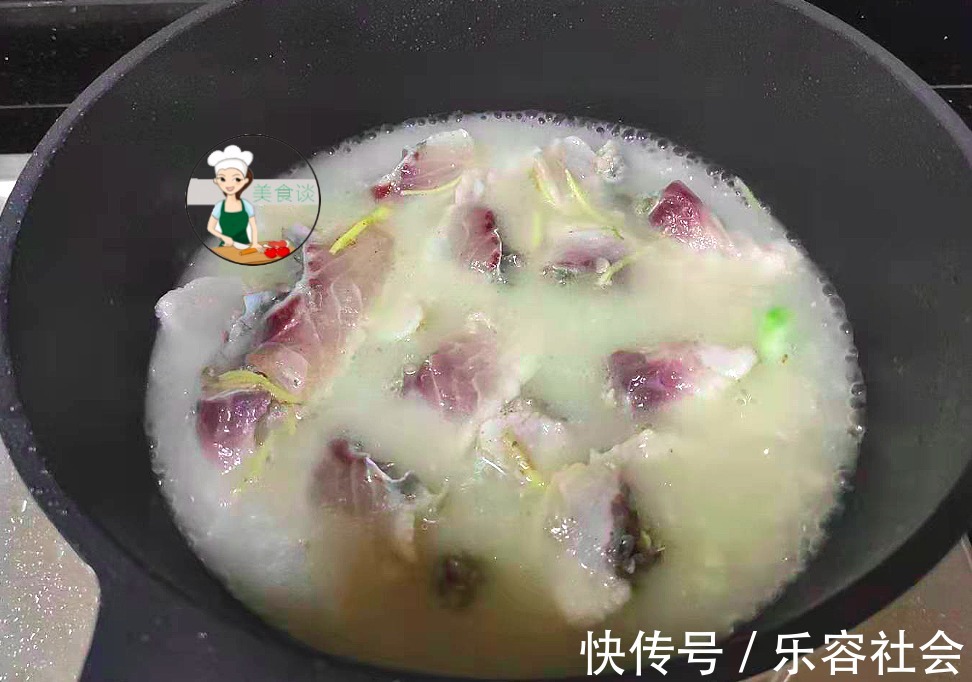 鱼骨汤|入夏后我家常吃此肉，才9元一斤，高蛋白低脂肪，简单一煮，真鲜