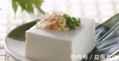 莲藕莲藕|女性到了中年,推荐常吃3种食物,养护血管,滋阴降火,延缓衰老