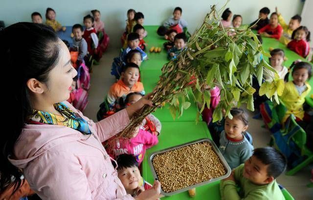 幼儿园|孩子上幼儿园之后，做父母的要逼着娃做这5件事，将来会更有出息