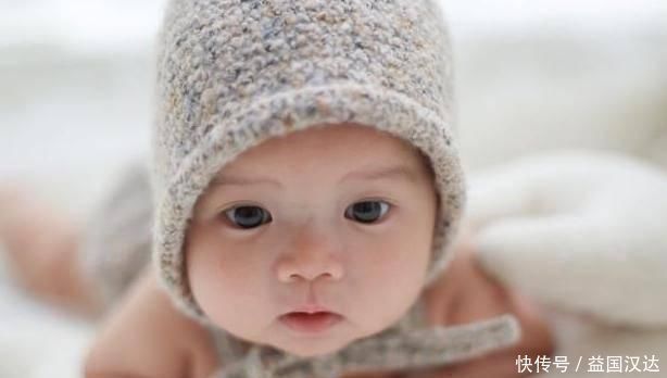 大脑|没事多摸娃这几个地方,益于大脑发育,很多家长不碰