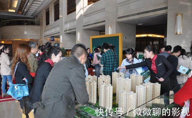 贷款|如果房价大幅下跌，房子价值低于贷款金额，银行会收房吗？