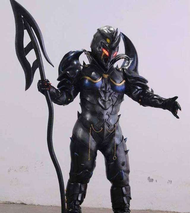 但没有一次占据优势,他的实力比普通异能兽高不了多少