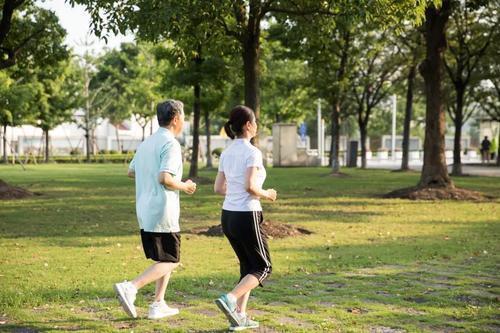 超声波|哪些人容易患冠心病出现这些症状,你可能患冠心病,别不当回事