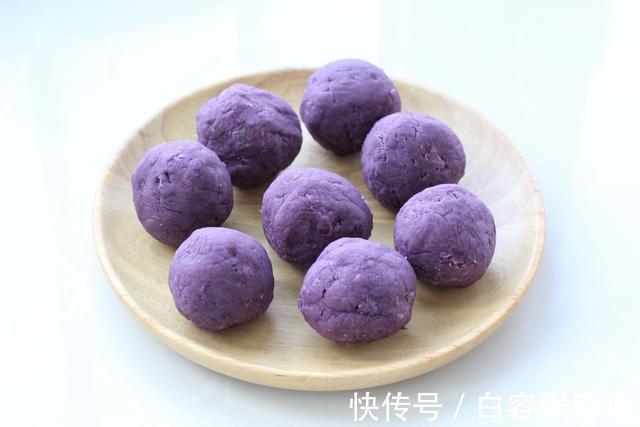 老婆饼|解锁手抓饼新吃法，包入紫薯馅，外皮酥脆内馅香甜，简单零失败！