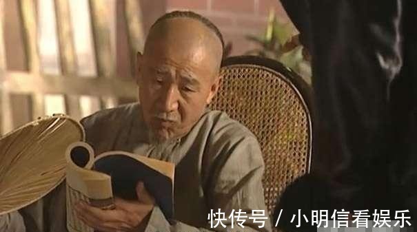 私塾先生&老父亲一上联:“袖中笼花,小子暗藏春色”,下联堪称千古绝对