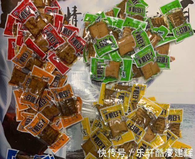 建议大家遇到这4款被包装“耽误”的美食要尝尝,好吃又不贵!