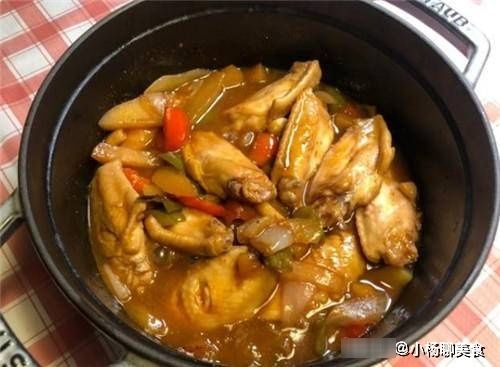 酱汁|鸡翅新吃法，不炸不煮，不加一滴水，菜下饭汤汁更下饭，零失败