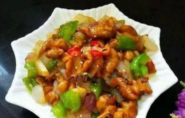 秋天餐桌上必备的几道家常菜，鲜香下饭，简单美味，做给家人尝尝