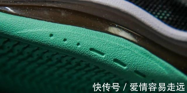 签名鞋 开箱冷门球鞋，签名鞋的配置，二百出头的价格！