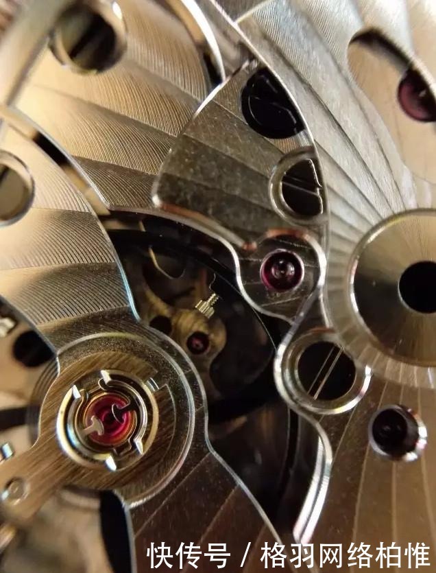 真假|修表师傅实力总结:欧米茄机芯真假品鉴,国内的技术进步太快