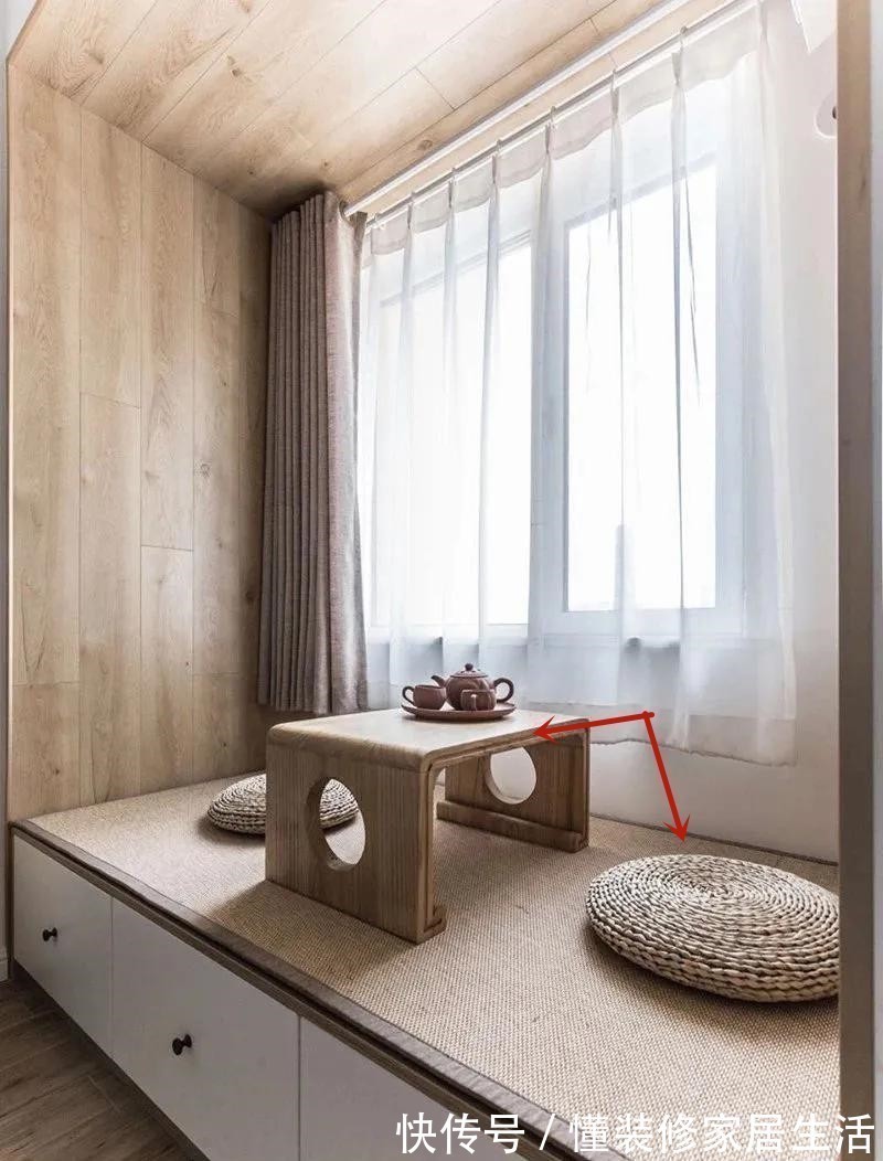 衣柜|设计师教你一招:飘窗两侧打衣柜,收纳翻了倍,还不占卧室面积