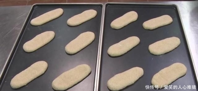 土豆培根面包主食,蔬菜、蛋白质都有了,营养一次帮你搞定