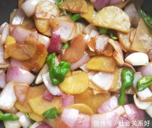 洋葱|洋葱和它是绝配,等于血管“清洁剂”,营养极高,血管通畅了