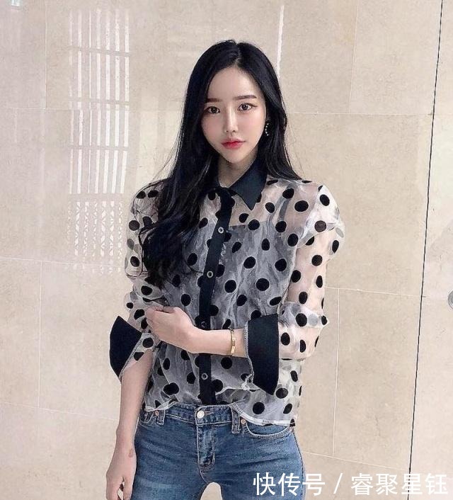  牛仔裤|牛仔裤和打底衫的美搭尽显年轻风采，很是温柔