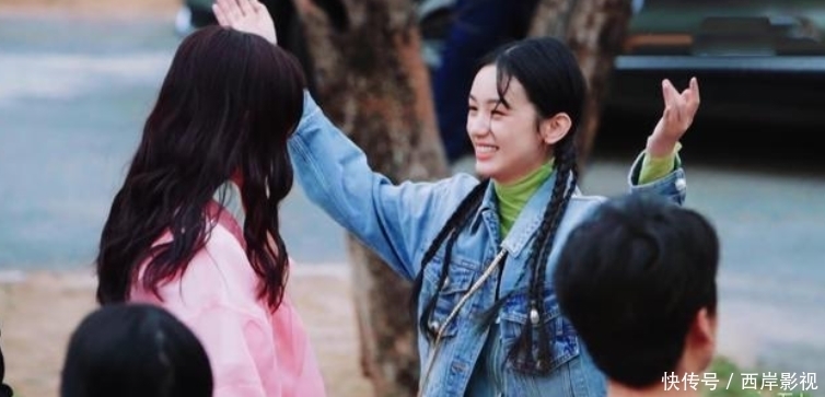 孟子义|《五十公里桃花坞》的社交场面,比《花儿与少年2》还尴尬