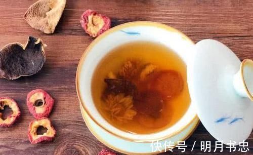 一宝|泡菊花茶喝,别忘加一宝,养肝明目,睡眠好了,还排毒燃脂